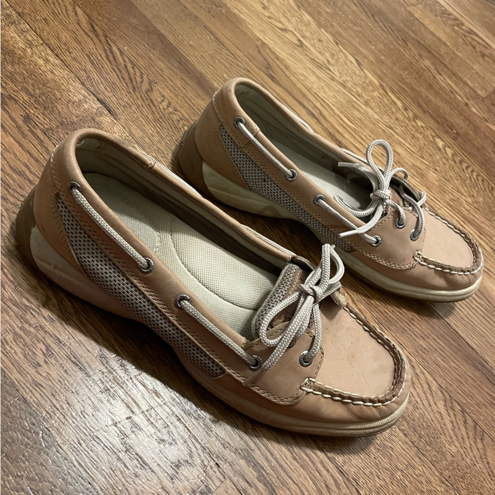 Sperry Boat Shoe Woman’s